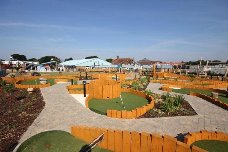 127Cs Hoburne Naish Holiday Park Highcliffe Exterior photo