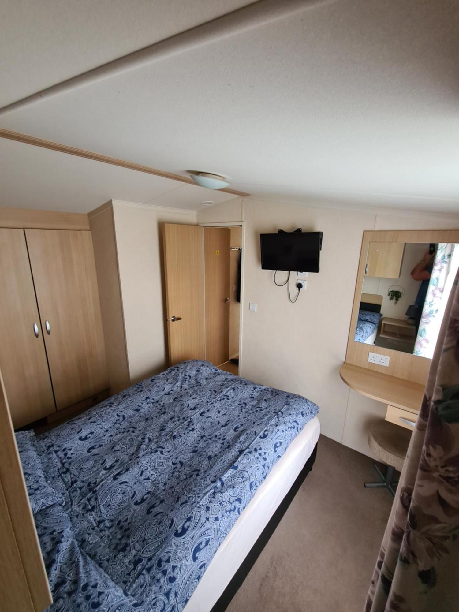 127Cs Hoburne Naish Holiday Park Highcliffe Exterior photo
